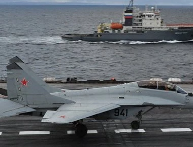 Ινδικό MiG-29K απογειώνεται με πλήρη μετάκαυση από αεροπλανοφόρο (βίντεο)